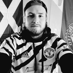 Meet your Posher, Logan